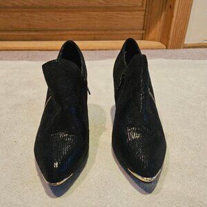 BELLINI Black Textured Booties, SZ 10